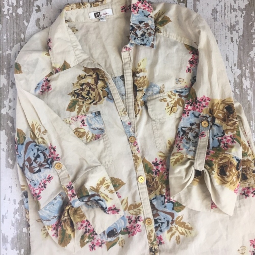 Kut from the Kloth floral button up Med